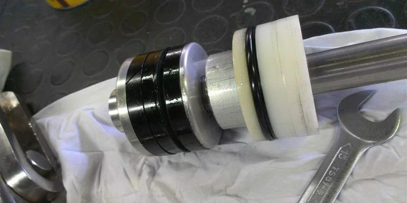 Штоковые уплотнения – оптимальная защита гидроцилиндра